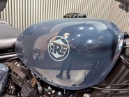 Royal Enfield Shotgun 2025 ONLY 2K GREAT CONDITION MOT 2028 LARGE TOP BOX 27