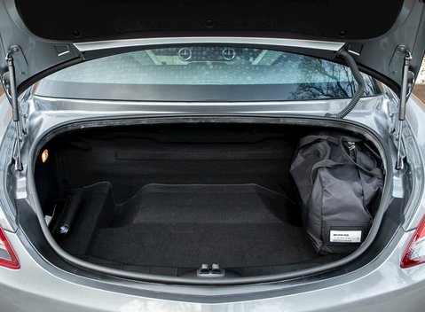 Mercedes-Benz SLS AMG 28