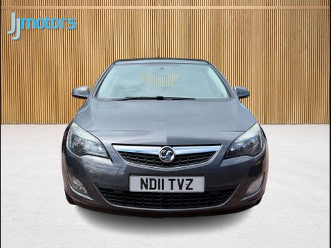 Vauxhall Astra 1.6 16v SRi Hatchback 5dr Petrol Auto Euro 5 (115 ps) 11