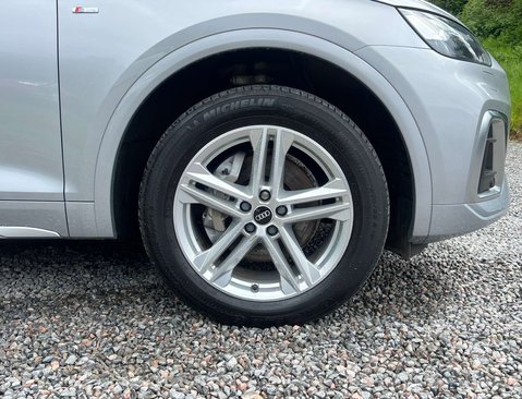 Audi Q5 2.0 Q5 S Line 40 TDI MHEV Quattro Semi-Auto 4WD 5dr 14