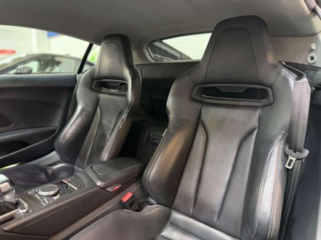 Audi R8 5.2 FSI V10 Plus S Tronic quattro Euro 6 (s/s) 2dr 