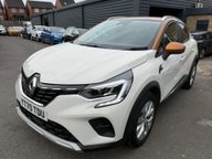 Renault Captur ICONIC TCE EDC 5
