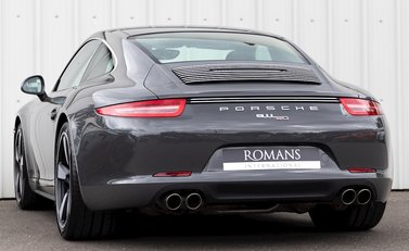 Porsche 911 (991) 50th Anniversary Edition 3