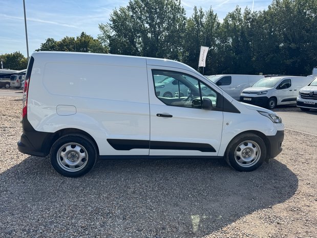 Ford Transit Connect SWB L1H1 Low Roof Leader EURO 6 5