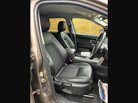 Land Rover Discovery Sport 2.2 Discovery Sport SE Tech SD4 Auto 4WD 5dr 11