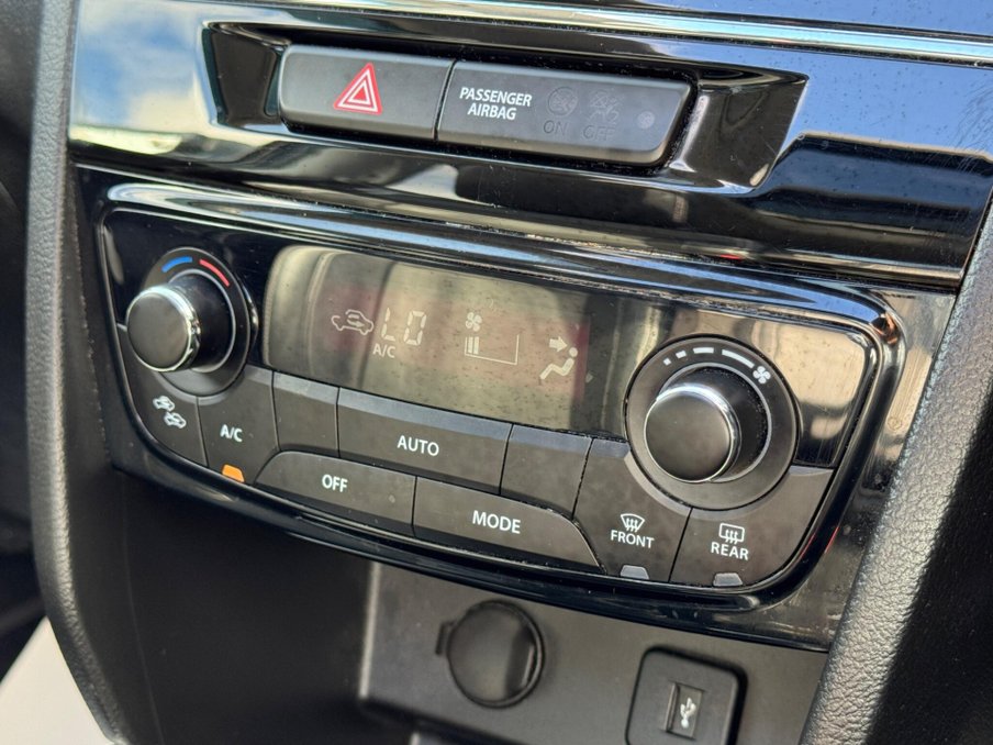 2015 Suzuki Vitara — image 24