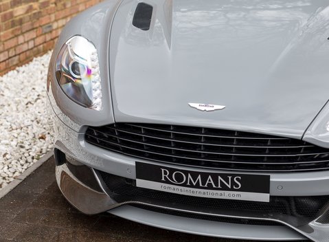 Aston Martin Vanquish Volante 25
