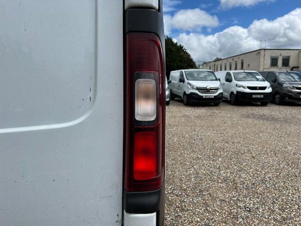 Vauxhall Vivaro SWB L1H1 Low Roof 2700 NO VAT 23