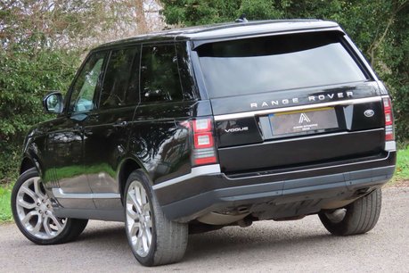 Land Rover Range Rover 3.0 TD V6 Vogue Auto 4WD Euro 5 (s/s) 5dr 7