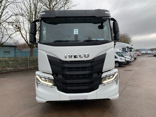 Iveco S-Way 5700WB 360 c/w Hi-Ab 258-EP Hi Duo Crane Triple Dropside body *NEW* 2