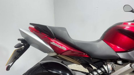 Aprilia Shiver GT 2011 ONLY 20K 1 OWNER NEW MOT VERY CLEAN SUPERMOTO 750CC 28