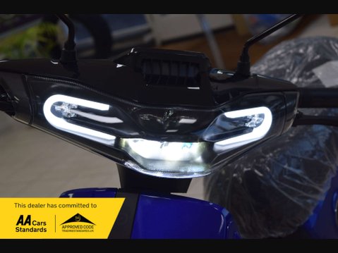 Vmoto Cux Super Soco CUX 10