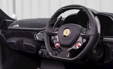 Ferrari 458 Speciale Aperta 13