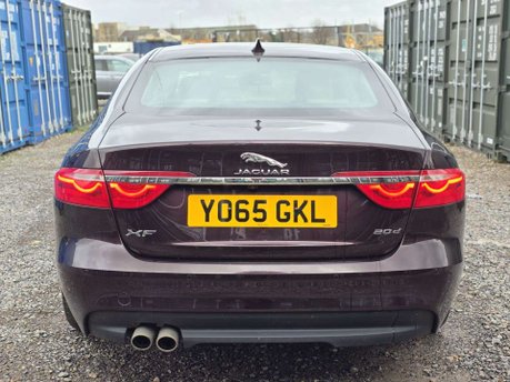 Jaguar XF 2.0d Portfolio Saloon 4dr Diesel Auto Euro 6 (s/s) (180 ps) 12