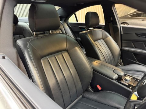 Mercedes-Benz CLS 2.1 CLS220 BlueTEC AMG Line Coupe G-Tronic+ Euro 6 (s/s) 4dr 33