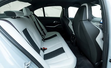 BMW M3 Competition 13