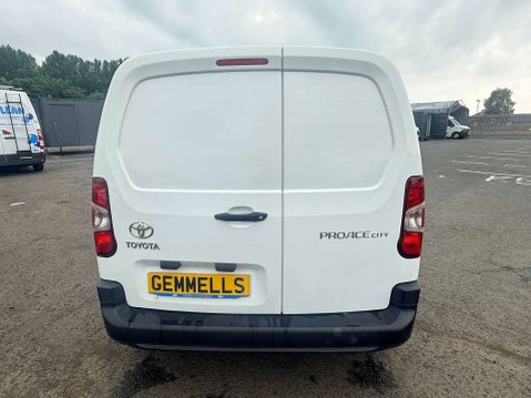 Toyota Proace City 1.5 Proace City Active 7