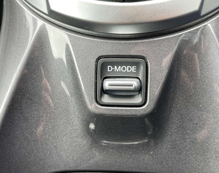 Nissan Juke 1.0 Juke N-Connecta DiG-T Semi-Auto 5dr 56