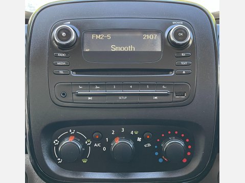 Vauxhall Vivaro 1.6 CDTi 2900 Sportive L2 H1 Euro 5 5dr 34