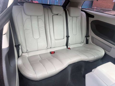 Land Rover Range Rover Evoque 2.2 Range Rover Evoque Pure Tech eD4 4x2 3dr 18