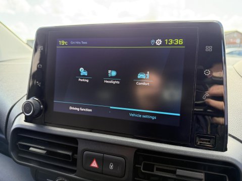 Peugeot e-Partner 750 50kWh Professional Premium Long Panel Van 6dr Electric Auto LWB (136 ps 38