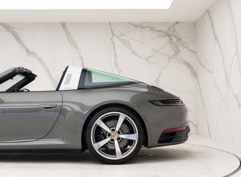 Porsche 911 Targa 4S (992) 28