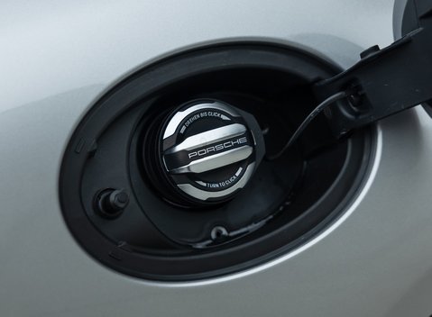 Porsche 911 GT3 TOURING (992) 36