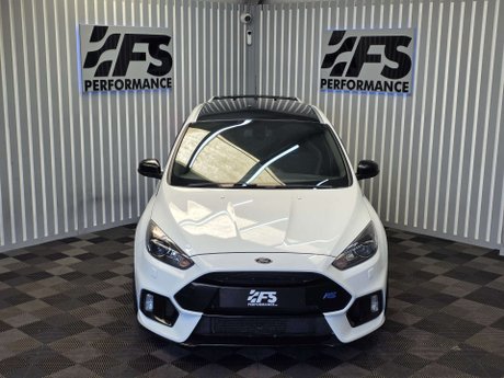 Ford Focus 2.3T EcoBoost RS Hatchback 5dr Petrol Manual AWD Euro 6 (s/s) (350 ps) 41