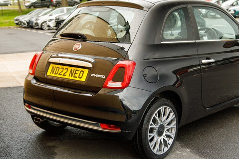 Fiat 500 DOLCEVITA PLUS MHEV 8