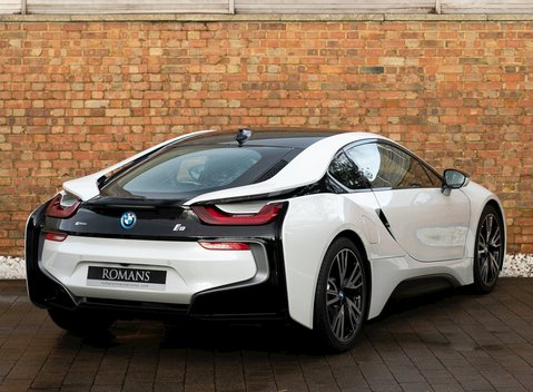 BMW I8 9