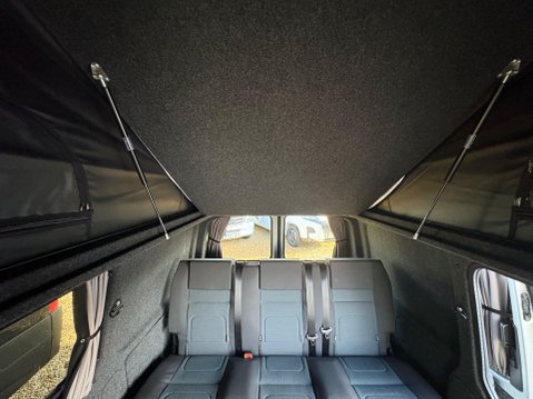 Volkswagen Transporter 12