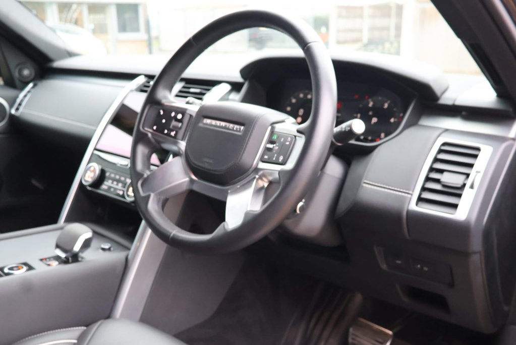 Land Rover Discovery COMMERCIAL DYNAMIC HSE HUGE FACTORY SPEC WITH ELECTRIC REAR LANDROVER SEATS 19