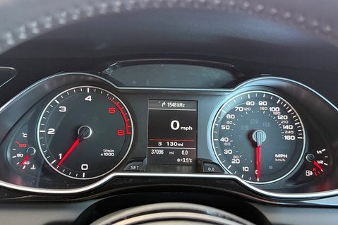 Audi A4 AVANT TDI BLACK EDITION - DEMO +1 - FULL AUDI SERVICE HISTORY  32
