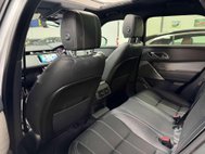 Land Rover Range Rover Velar 2.0 D180 R-Dynamic SE SUV 5dr Diesel Auto 4WD Euro 6 (s/s) (180 ps) 35