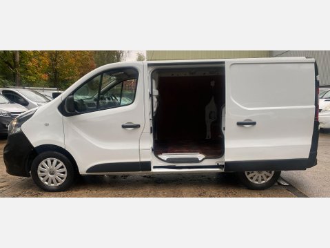 Vauxhall Vivaro 1.6 CDTi 2700 L1 H1 Euro 6 5dr 17