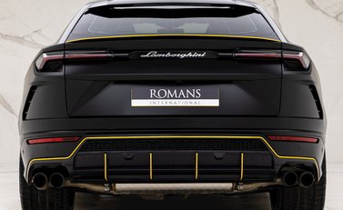 Lamborghini Urus 5