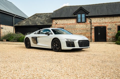 Audi R8 5.2 FSI V10 Plus S Tronic quattro Euro 6 (s/s) 2dr 4
