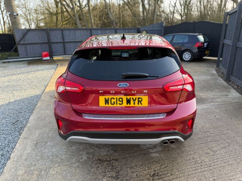 Ford Focus 1.0 Focus Active X Auto 5dr 25
