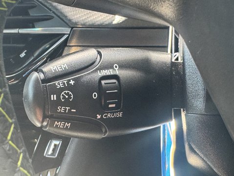 Peugeot e-2008 50kWh GT SUV 5dr Electric Auto (7kW Charger) (136 ps) 16