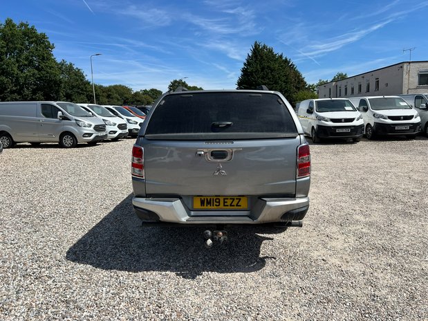 Mitsubishi L200 L200 Barbarian Di-D Auto 7