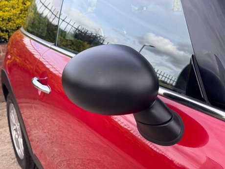 Mini Hatch 1.5 One D 3dr 7