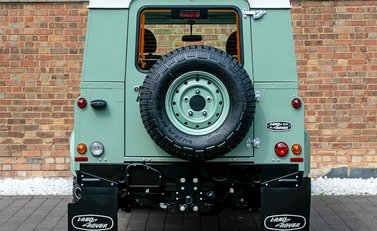 Land Rover Defender 90 Heritage Hard Top 5