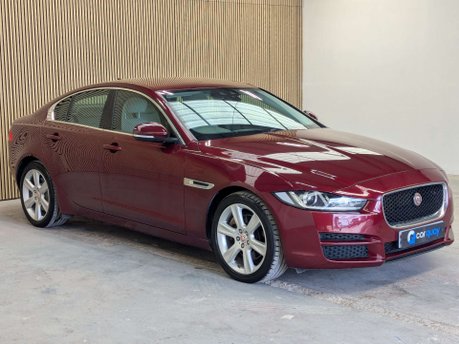 Jaguar XE 2.0 XE Portfolio i Auto 4dr 10