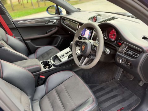 Porsche Macan 2.9 Macan GTS Semi-Auto 4WD 5dr 24
