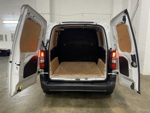 Peugeot Partner BLUEHDI PROFESSIONAL PREMIUM PLUS L1 7