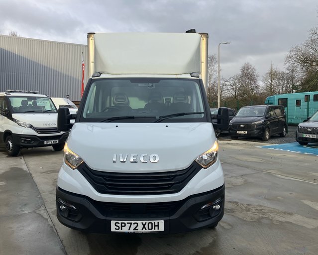 Iveco Daily Daily 35C14 2.3 3750 WB Business Luton Van
