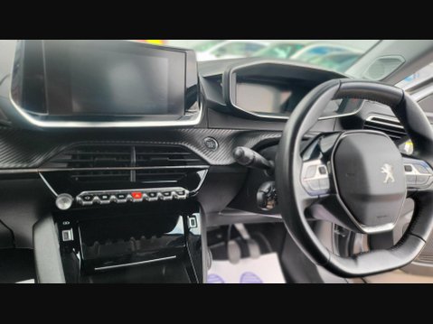 Peugeot 2008 PURETECH S/S ALLURE PREMIUM 15