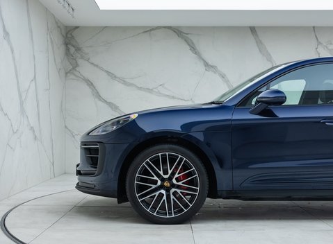 Porsche Macan S 32