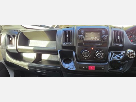 Peugeot Boxer 2.2 BlueHDi 435 Professional Panel Van 5dr Diesel Manual L4 H2 Euro 6 (s/s) 31