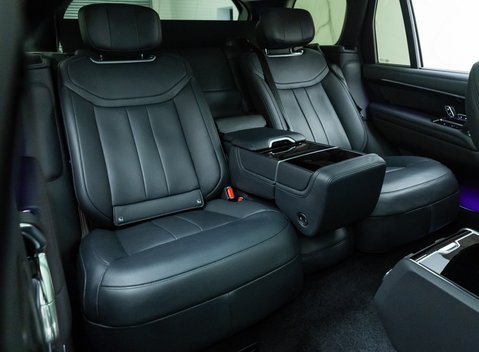 Land Rover Range Rover D350 AUTOBIOGRAPHY LWB 18